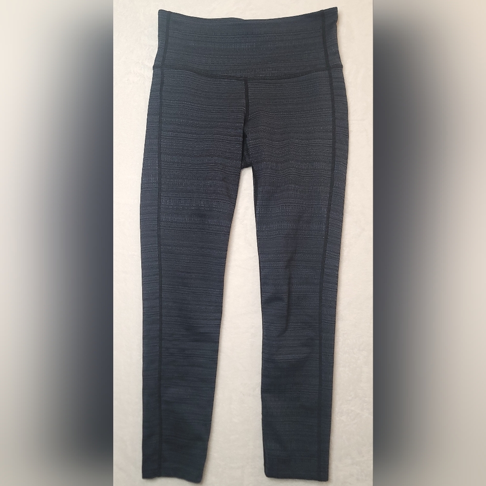 Athleta High Rise Jacquard Chaturanga Tight Size XS Abyss Blue & Black Leggings